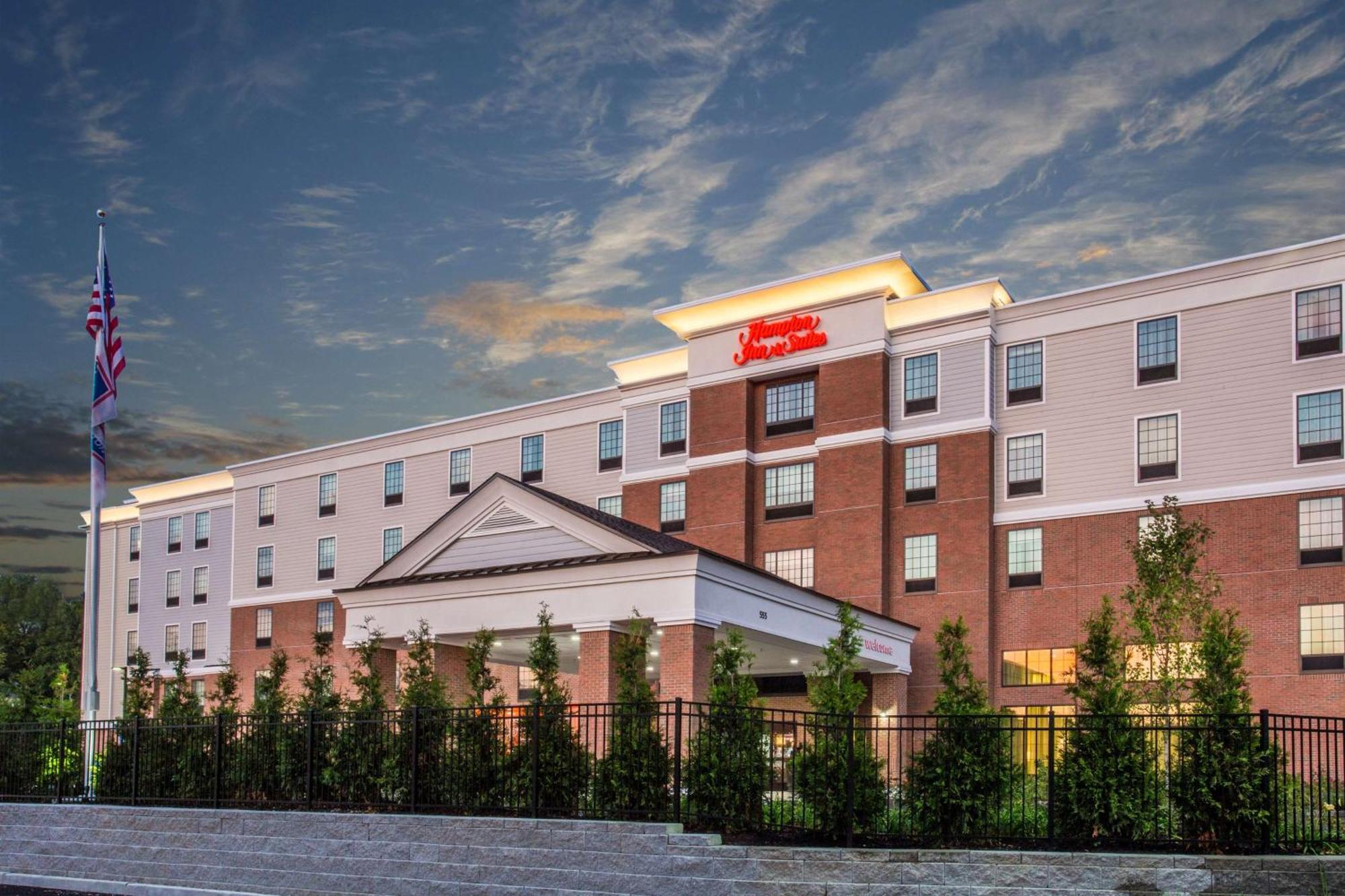 Hampton Inn & Suites Yonkers - Westchester Exterior foto